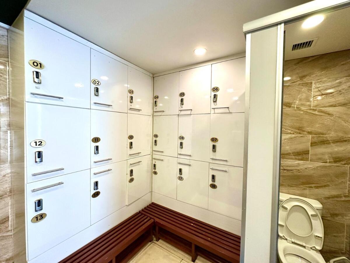 Wonderful Convenient To Airport And Centre *