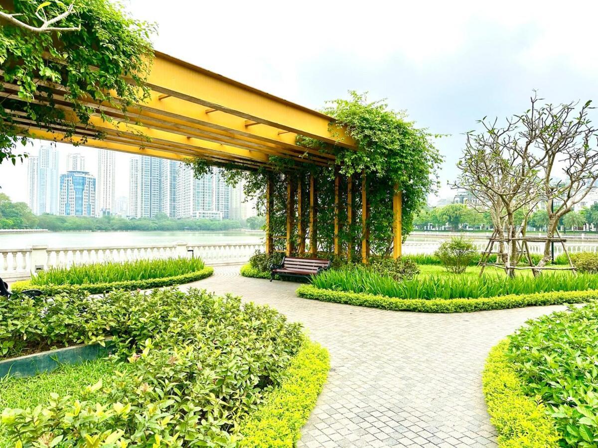 Wonderful Convenient To Airport And Centre Căn hộ Hà Nội